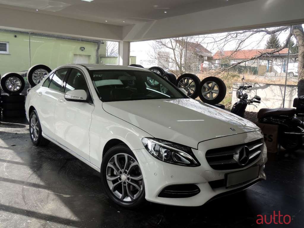 2014' Mercedes-Benz C-Klasse photo #5