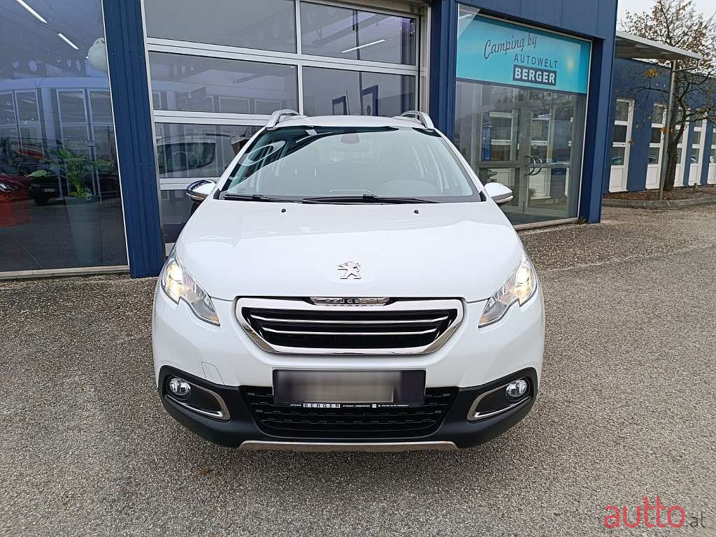 2013' Peugeot 2008 photo #3