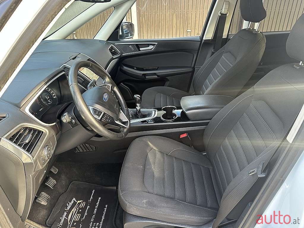 2016' Ford Galaxy photo #5