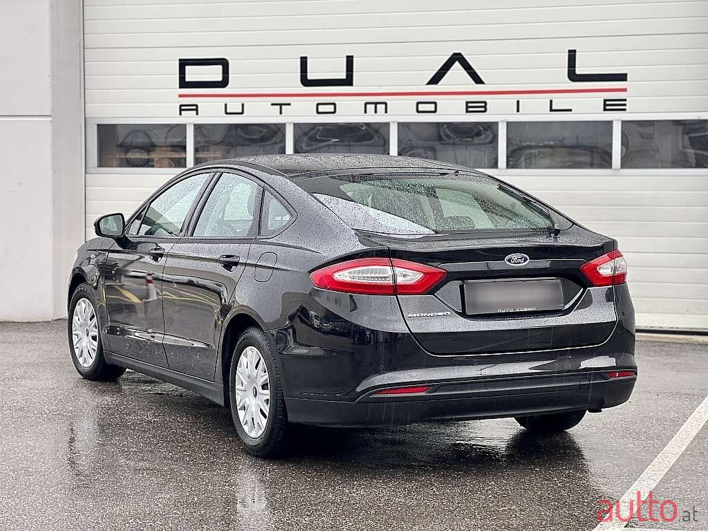 2015' Ford Mondeo photo #3