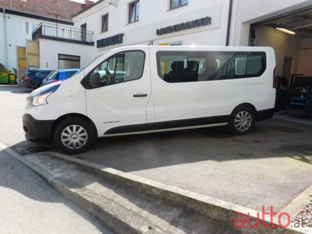 2015' Renault photo #1