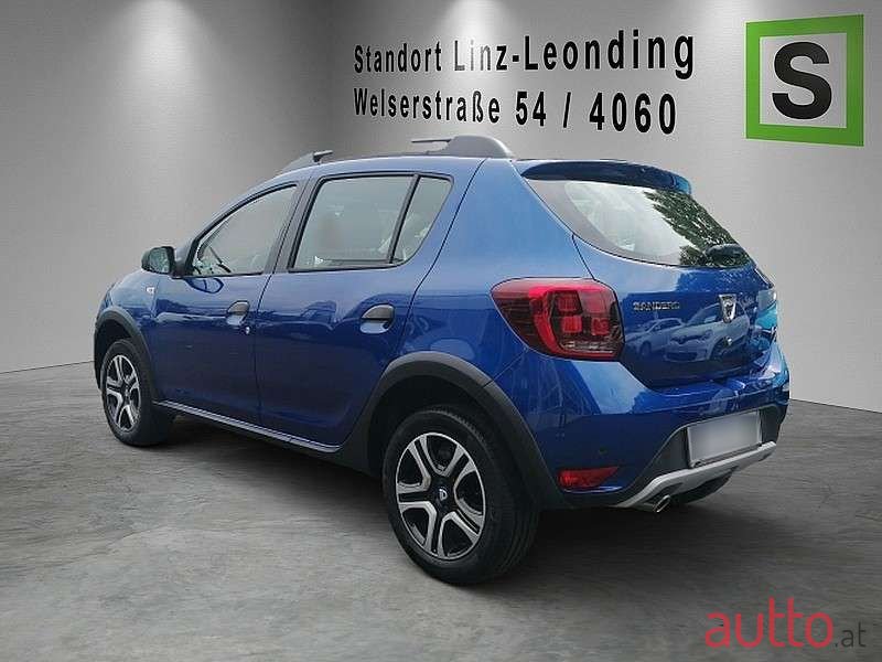 2020' Dacia Sandero photo #2