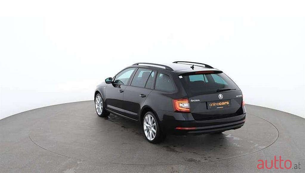 2019' Skoda Octavia photo #4