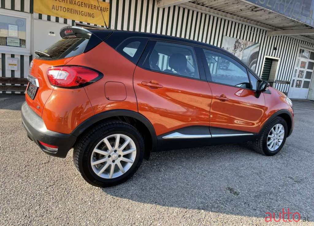 2015' Renault Captur photo #5