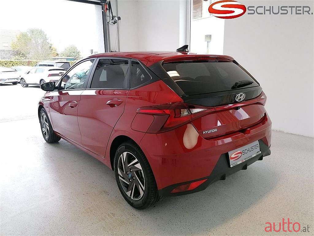 2022' Hyundai i20 photo #3