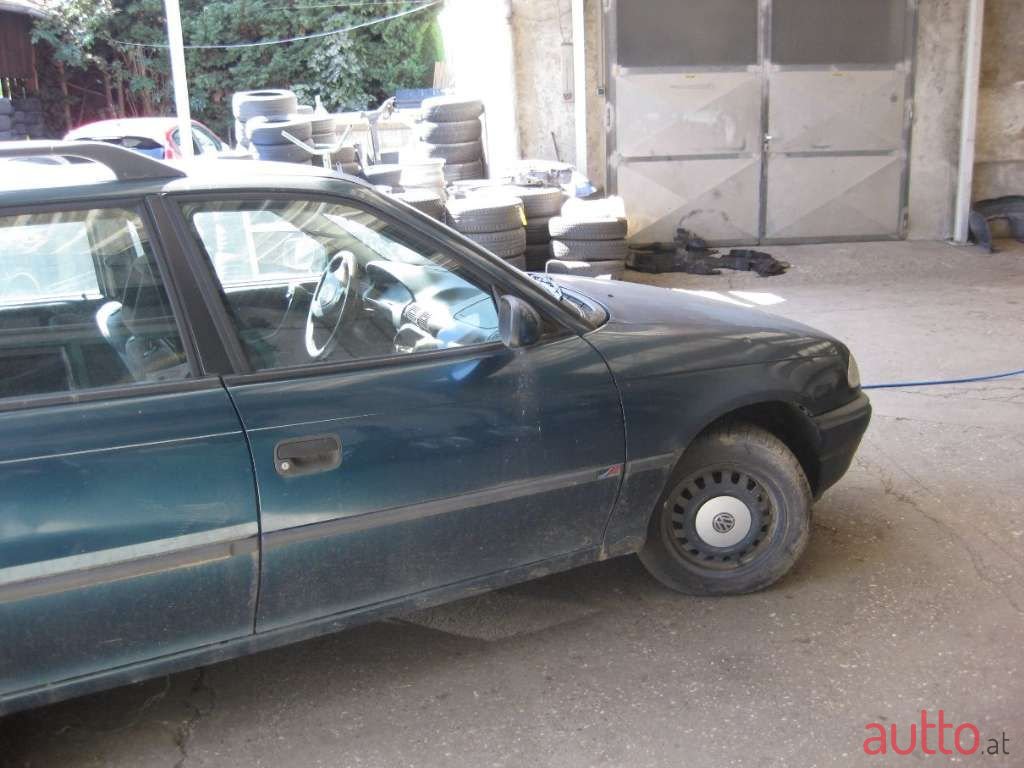 1997' Opel Astra photo #3
