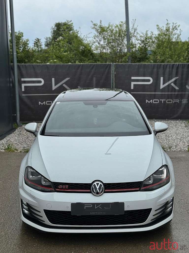 2014' Volkswagen Golf photo #5