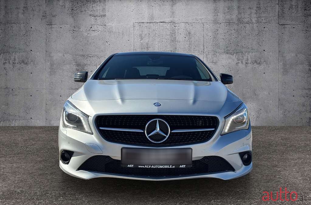 2013' Mercedes-Benz Cla-Klasse photo #5