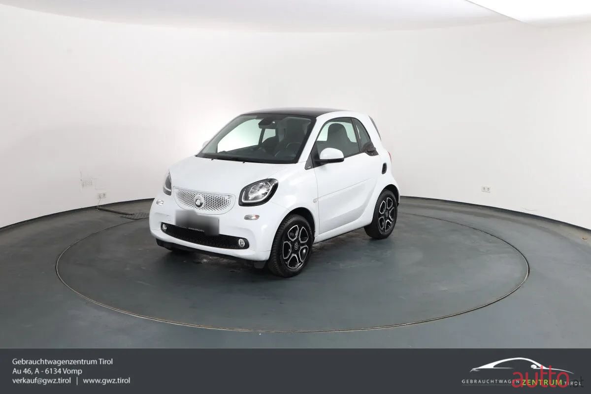 2015' Smart Fortwo photo #1