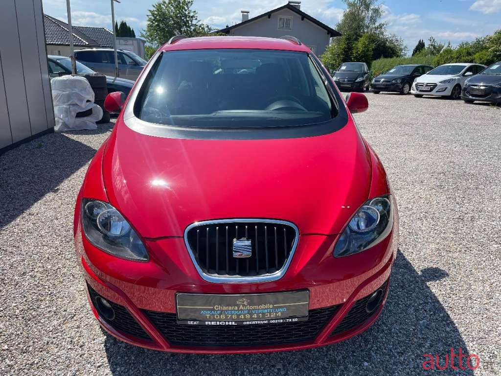 2013' SEAT Altea Xl photo #2