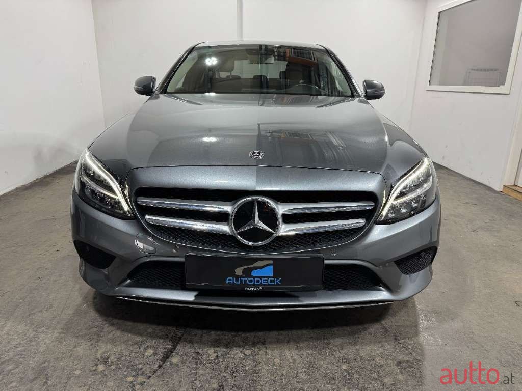 2018' Mercedes-Benz C-Klasse photo #4