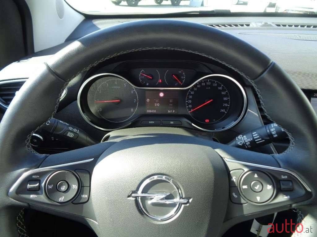 2023' Opel Crossland photo #6