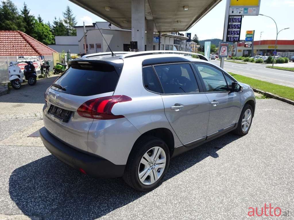 2017' Peugeot 2008 photo #5