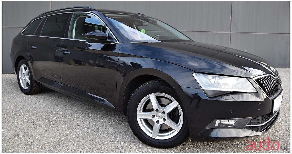 2017' Skoda Superb photo #2