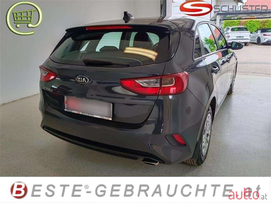 2021' Kia Ceed photo #5