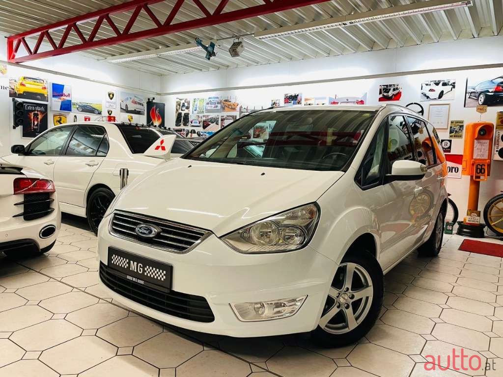 2011' Ford Galaxy photo #3