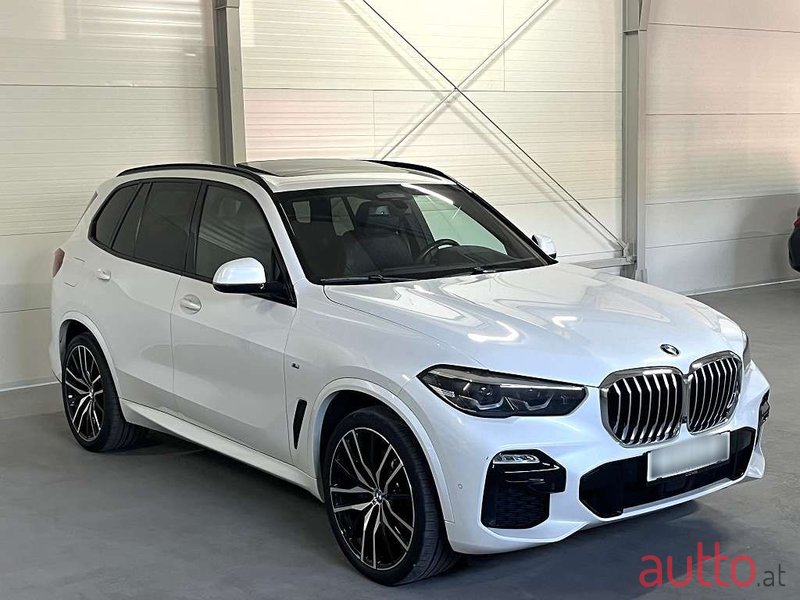 2021' BMW X5 photo #3