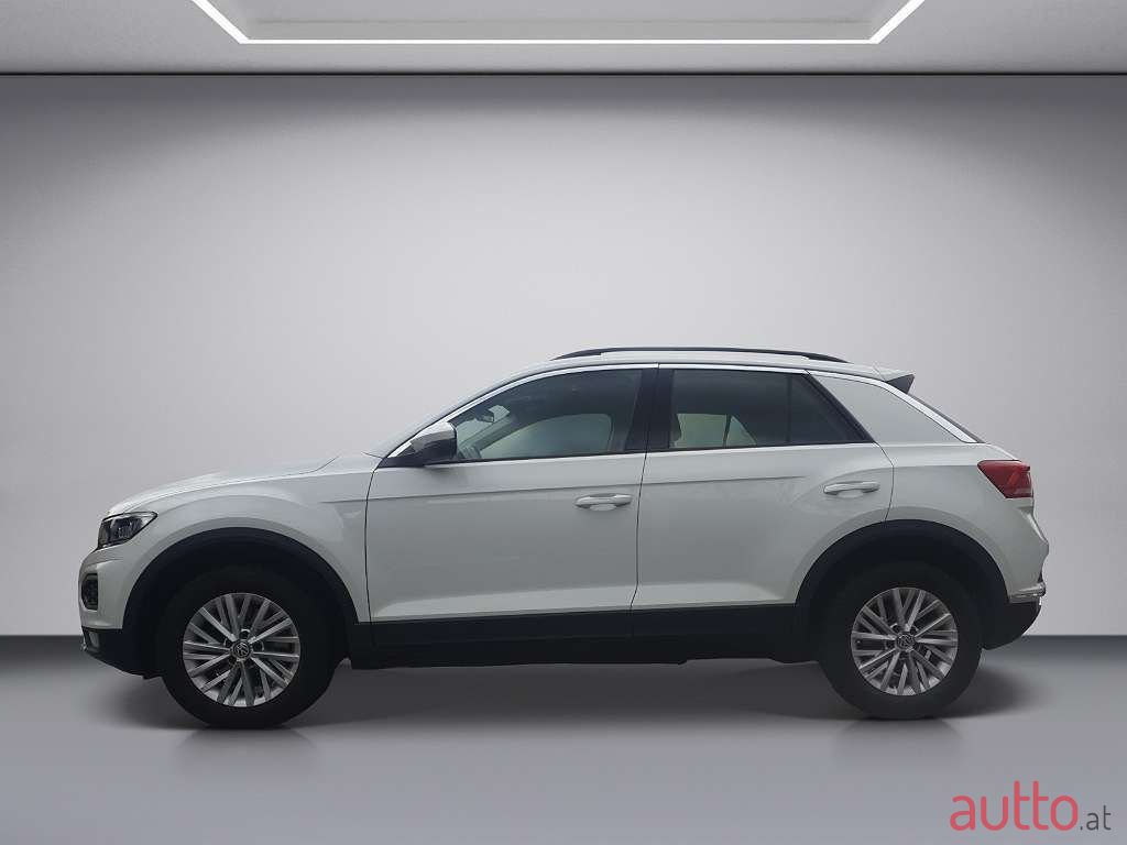 2018' Volkswagen T-Roc photo #4