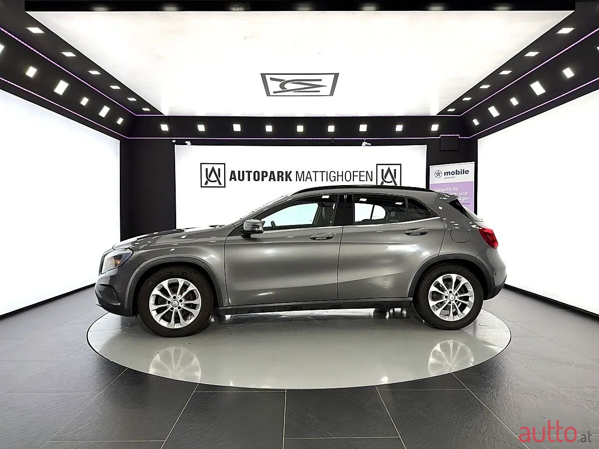 2014' Mercedes-Benz Gla-Klasse photo #3