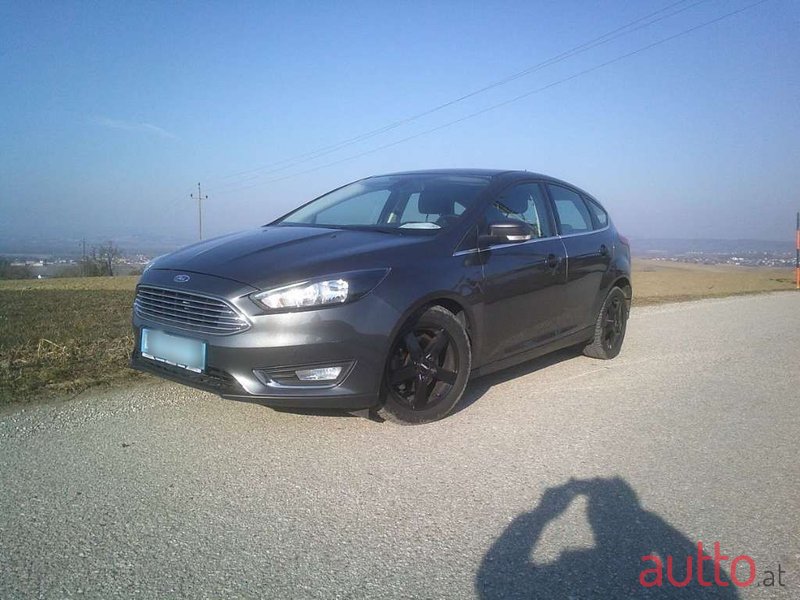 2015' Ford Focus photo #4