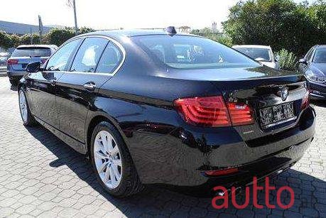 2013' BMW 5Er-Reihe photo #1