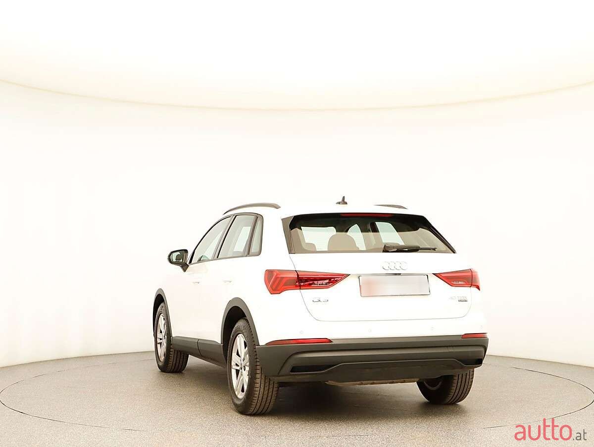 2022' Audi Q3 photo #4