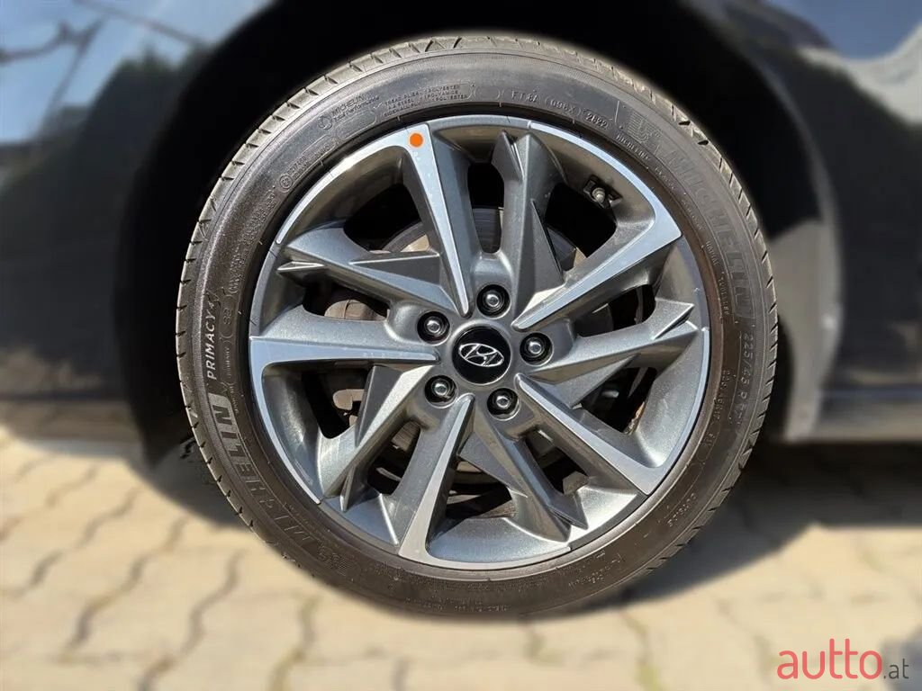 2022' Hyundai i30 photo #4