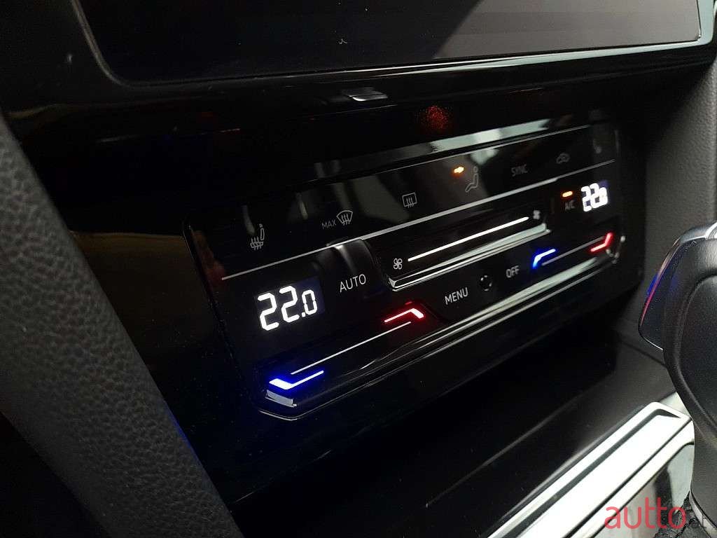 2023' Volkswagen Arteon photo #6