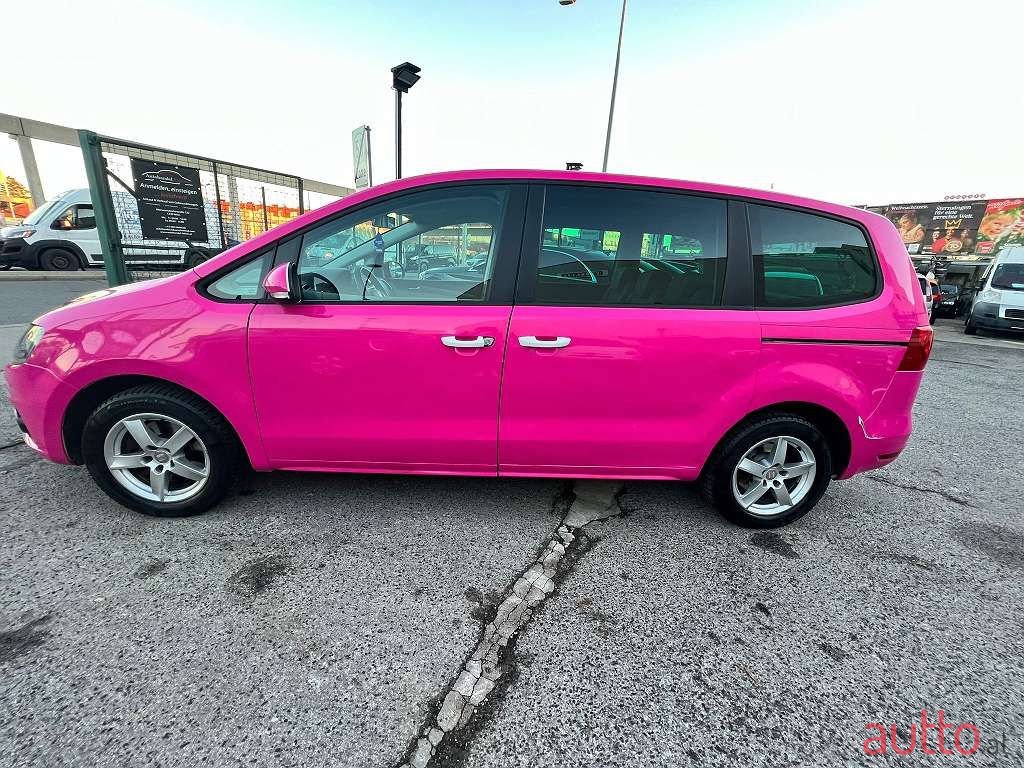 2011' SEAT Alhambra photo #2