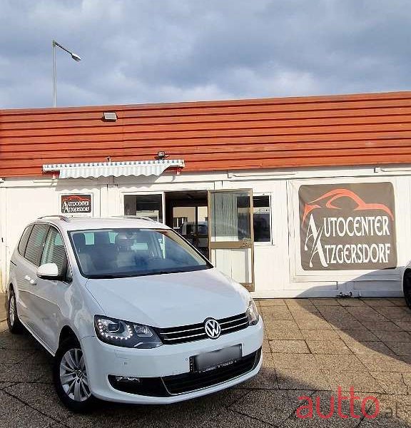 2015' Volkswagen Sharan photo #3