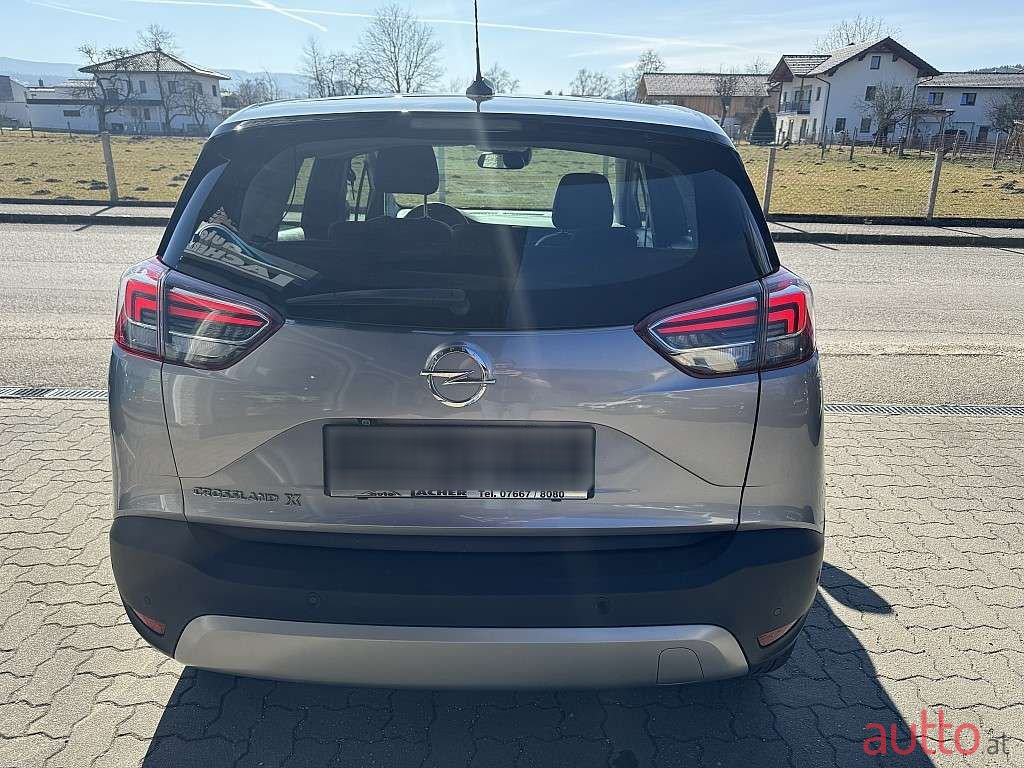 2020' Opel Crossland photo #5