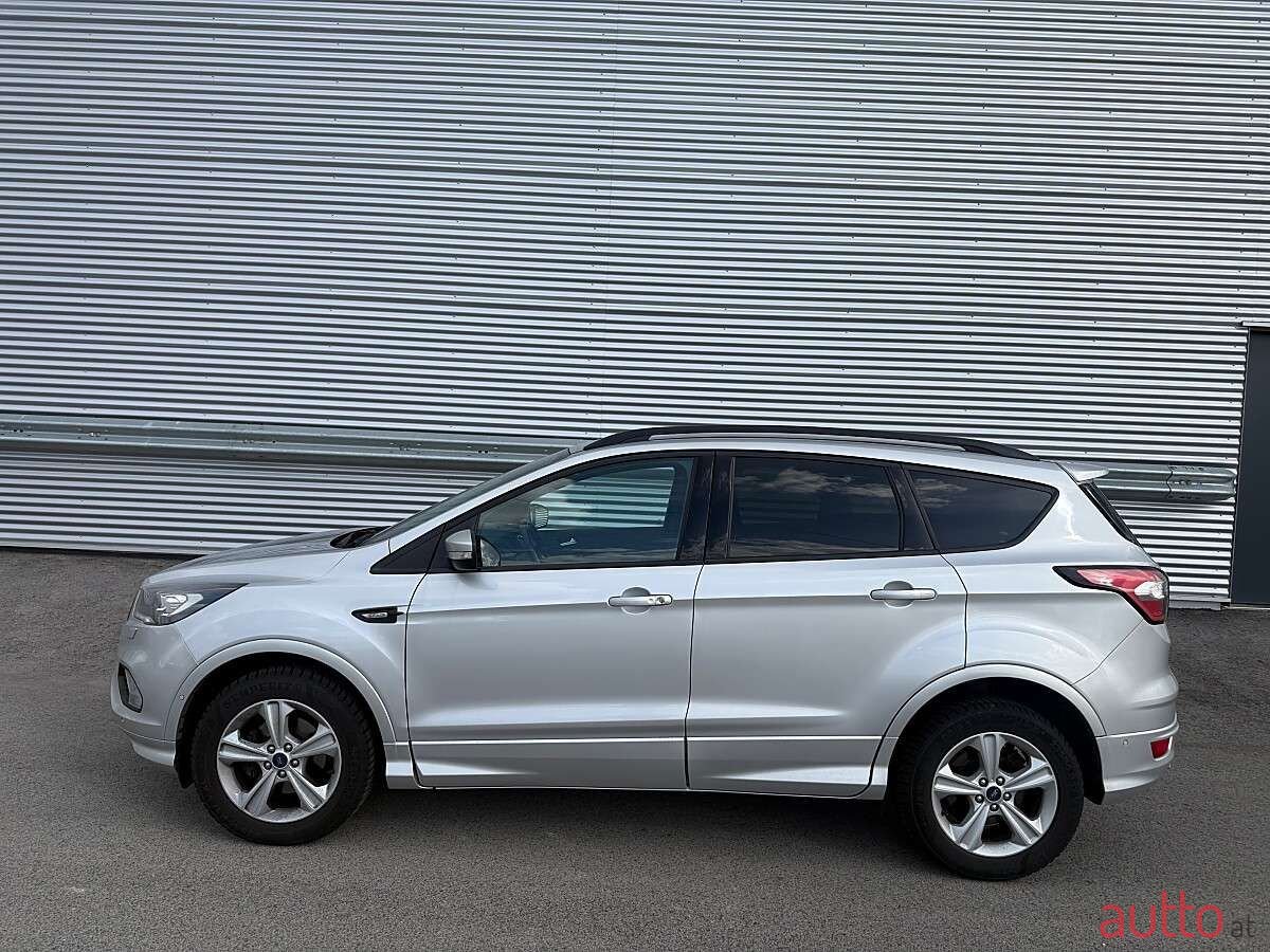 2019' Ford Kuga photo #4