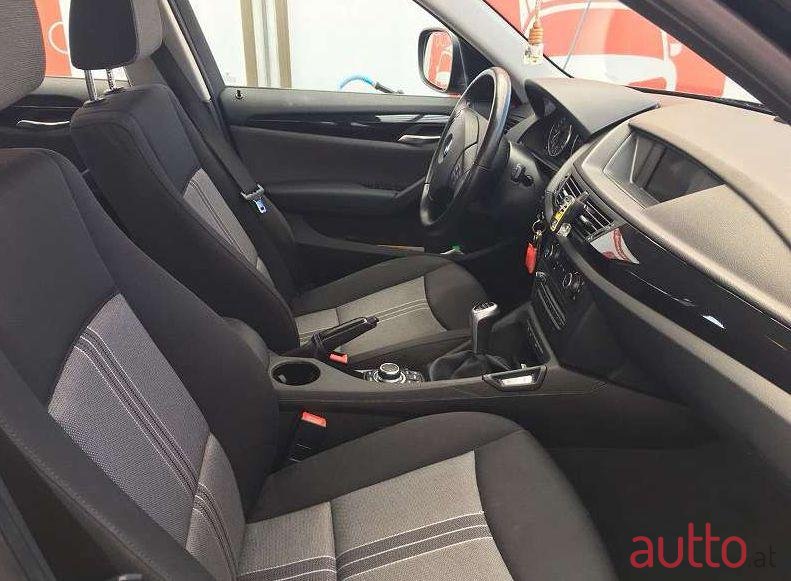 2010' BMW X1 photo #1