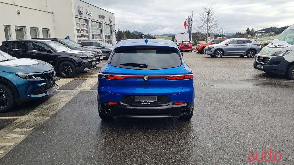 2023' Alfa Romeo Tonale photo #6