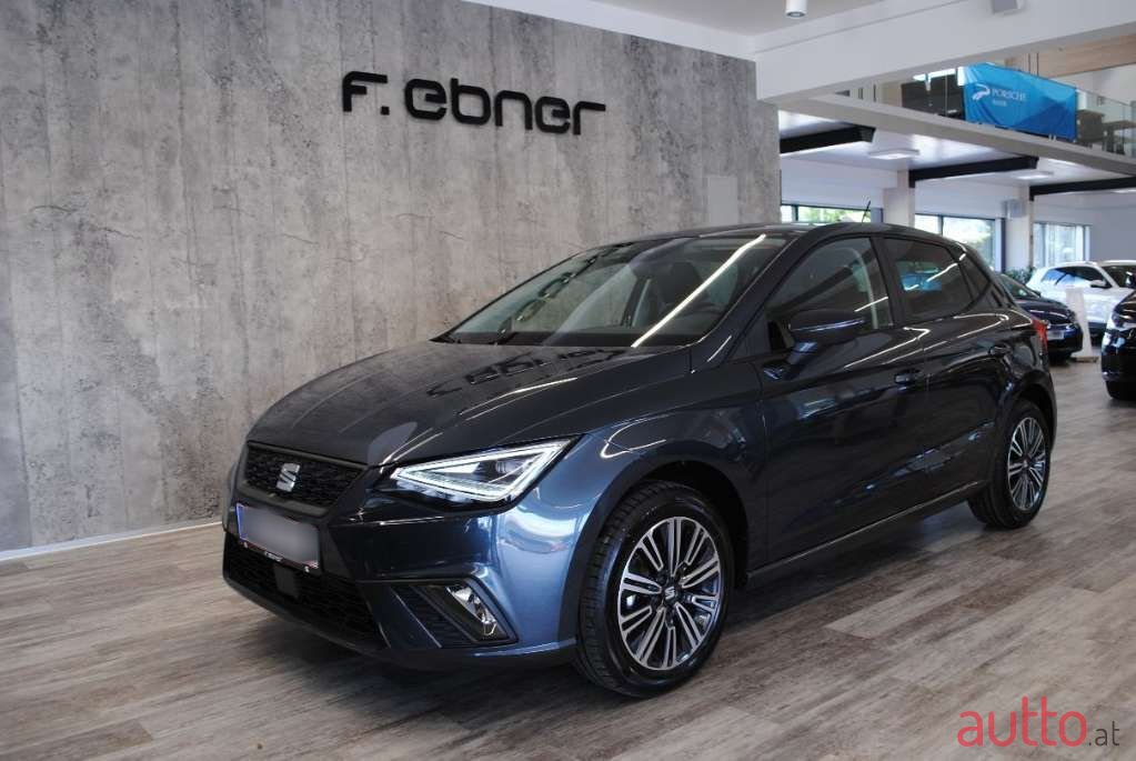 2022' SEAT Ibiza photo #1