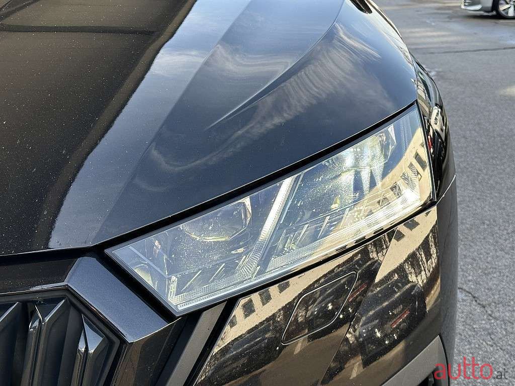 2022' Skoda Octavia photo #3