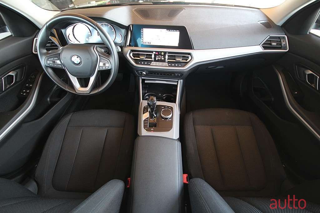 2019' BMW 3Er-Reihe photo #2