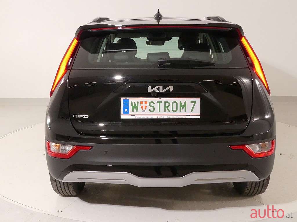 2022' Kia Niro photo #5