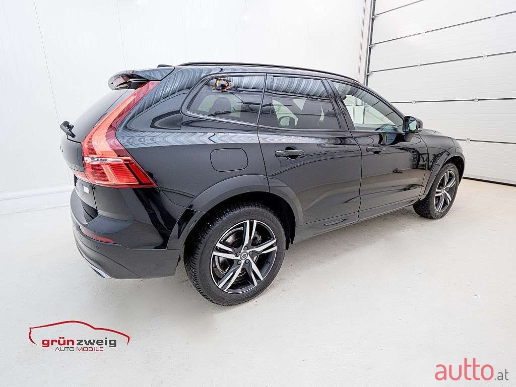 2020' Volvo XC60 photo #4