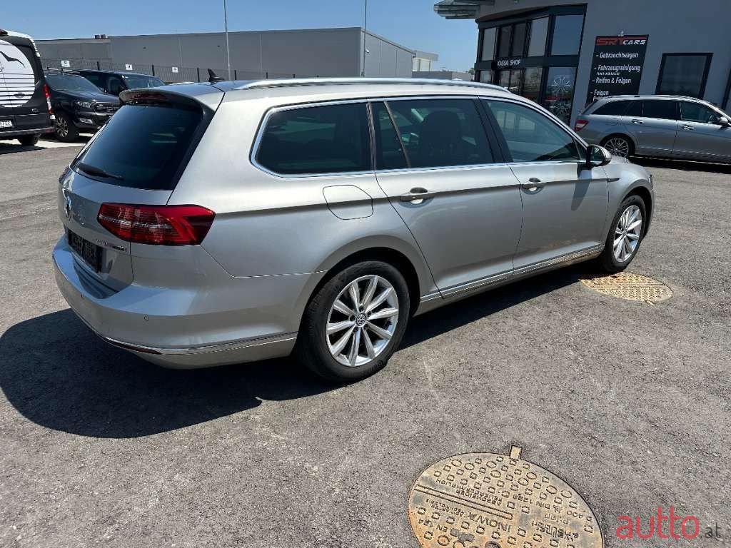 2015' Volkswagen Passat photo #4