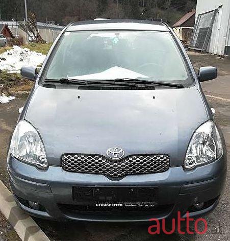 2005' Toyota Yaris photo #3