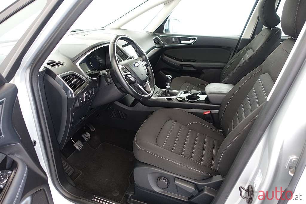 2020' Ford Galaxy photo #4