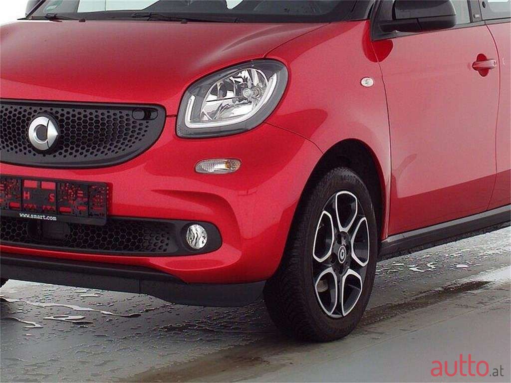 2019' Smart Forfour photo #2
