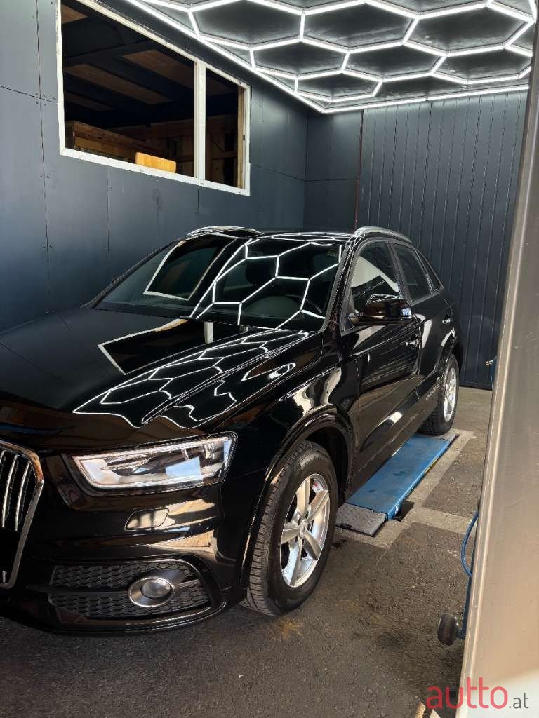 2013' Audi Q3 photo #4