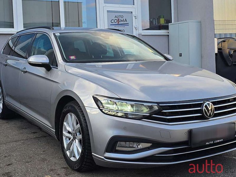 2020' Volkswagen Passat photo #1