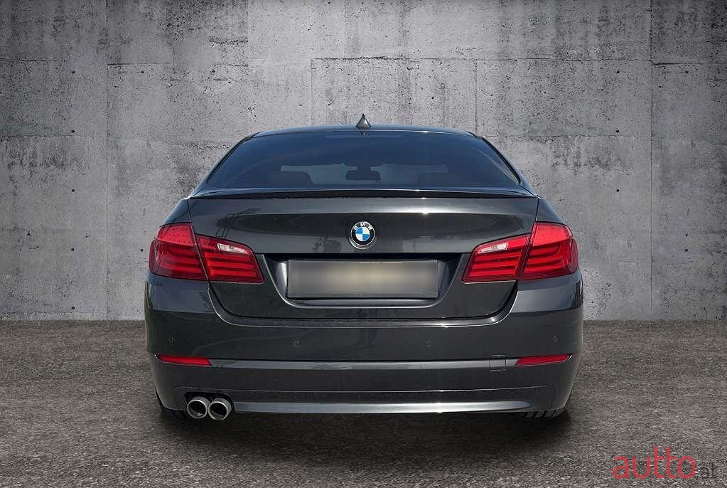 2010' BMW 5Er-Reihe photo #6