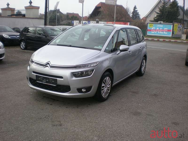 2015' Citroen C4 Picasso photo #4