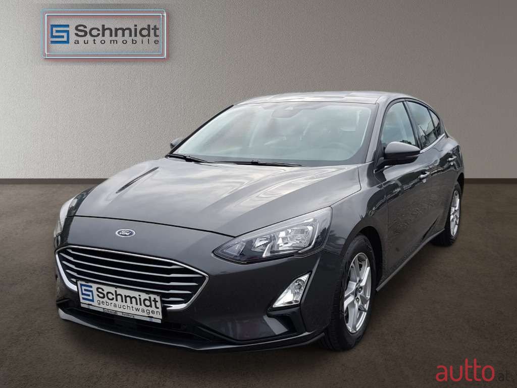 2020' Ford Focus photo #1