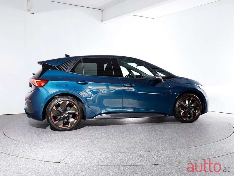 2022' Cupra Born photo #6