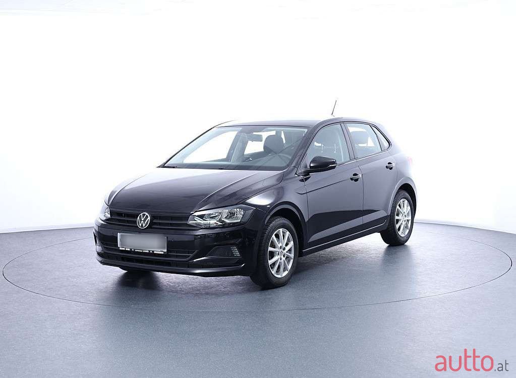 2020' Volkswagen Polo photo #1